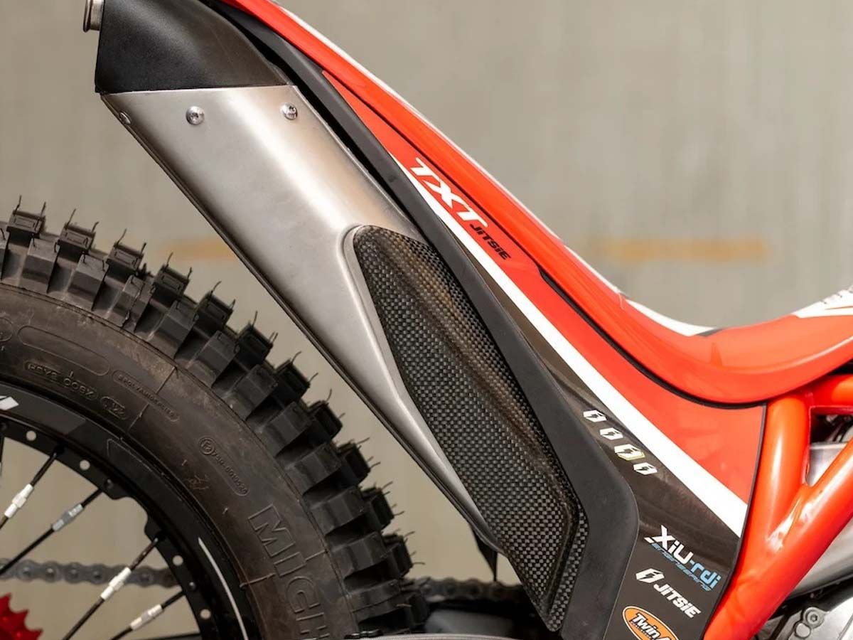 PROTECTOR SILENCIOSO GAS GAS GP CARBONO